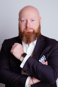 Piotr Danielski - prezes DB Energy.png